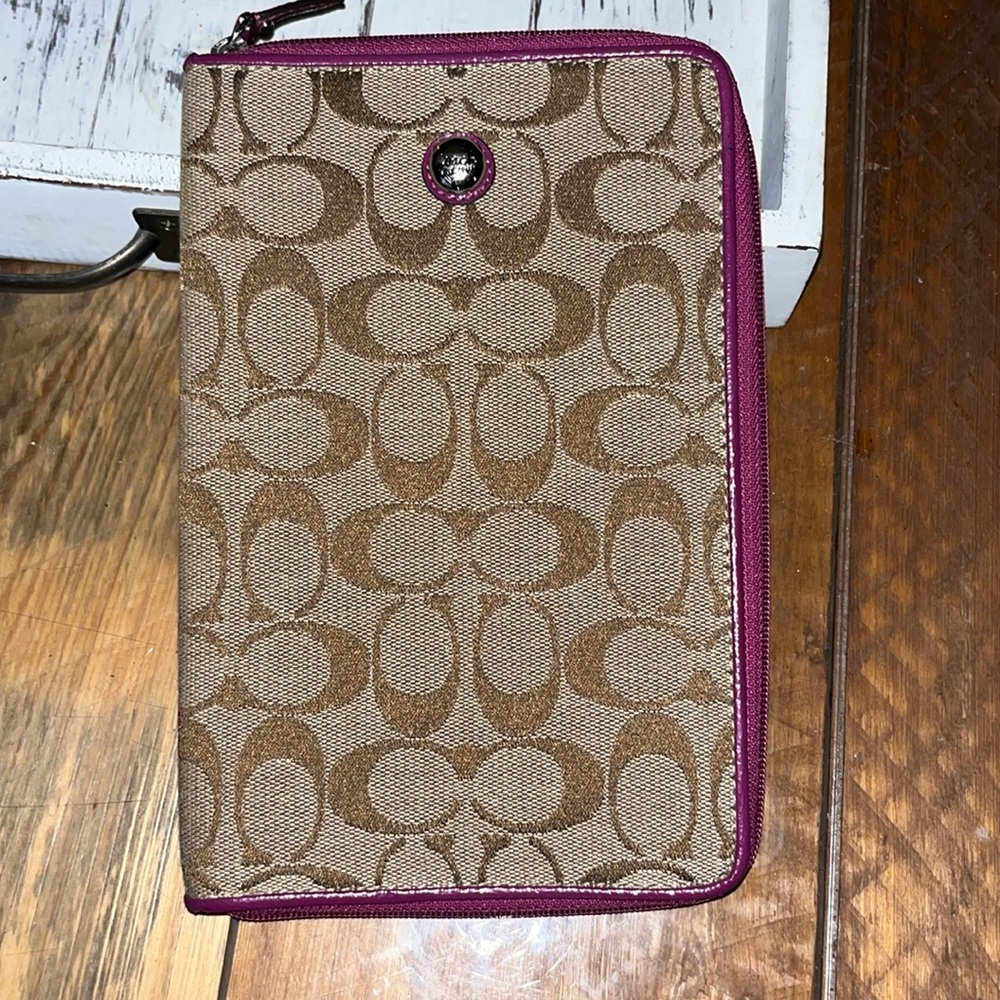 Coach reader case